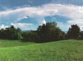 725 Chickies Dr, Columbia, PA 17512