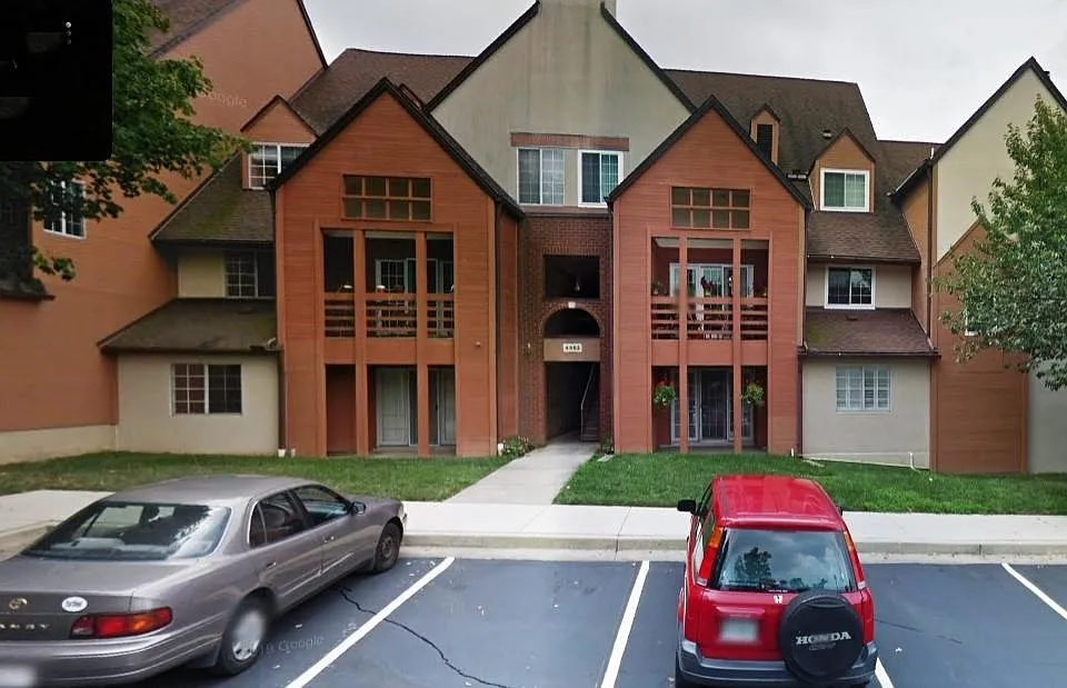 4952 Columbia Rd #1