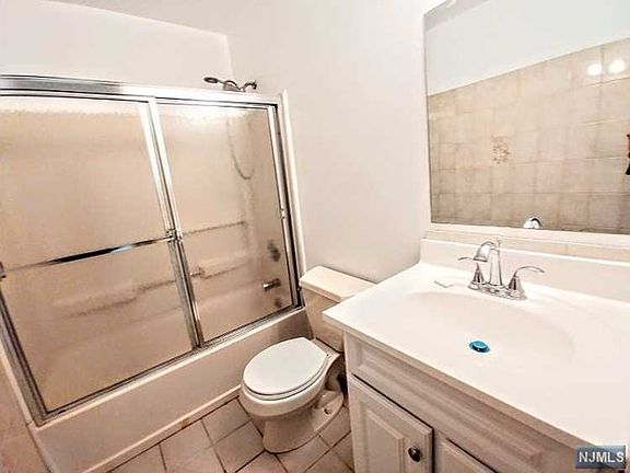 5th image of 216C Washington Ave Unit 216C