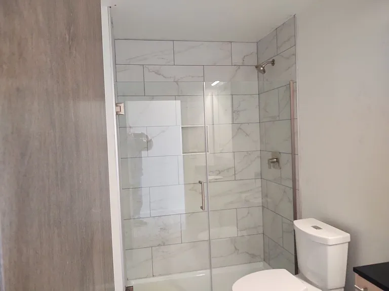 351 Campbell Ave SW — Photo 8