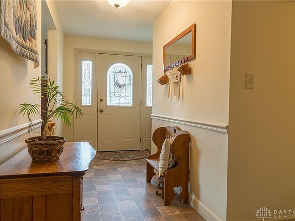 3rd image of 227 E Pinehurst St