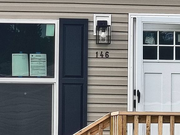 2nd image of 146 Merritt Cir