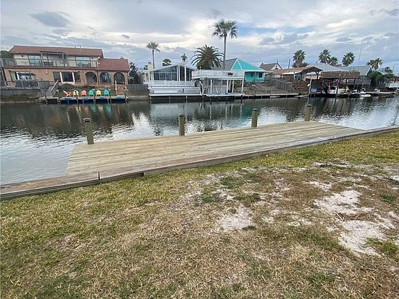 3rd image of 101 Caribbean Dr #25