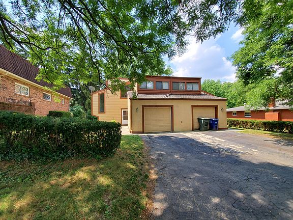 2nd image of 5671 Saranac Dr #5673