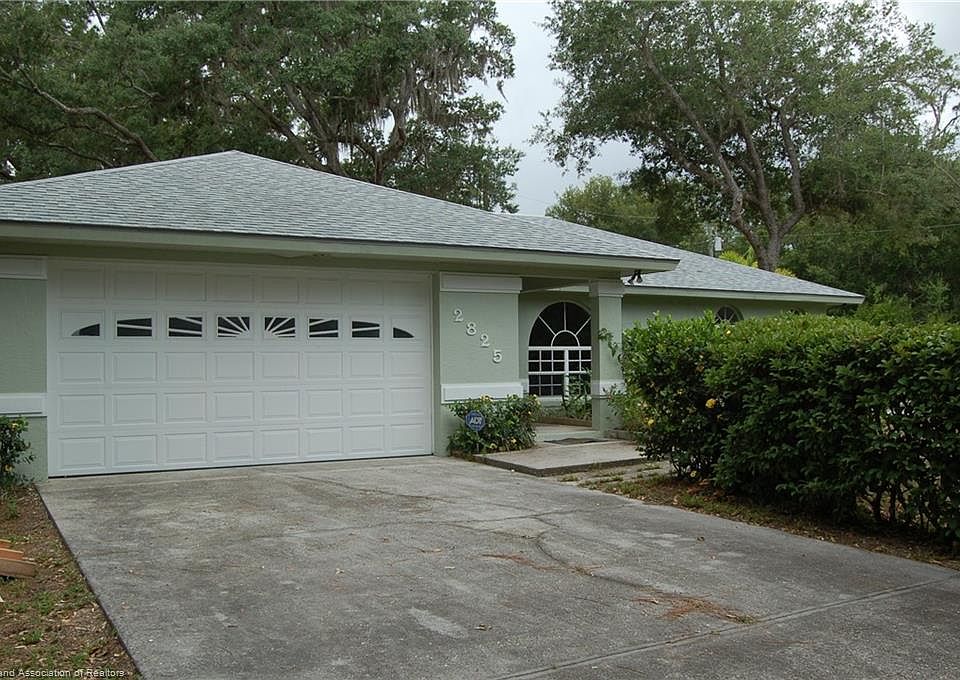 1st image of 2825 Oak Beach Blvd