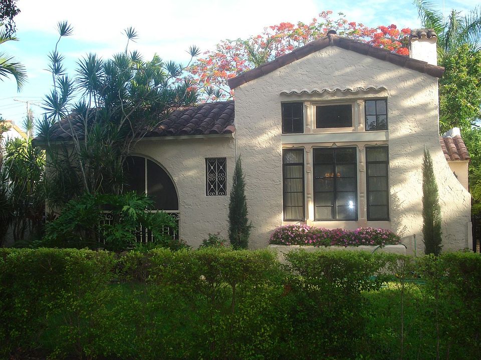 1st image of 736 Majorca Ave