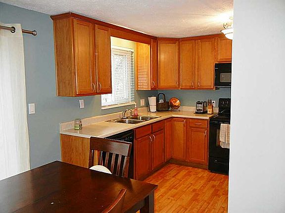 4th image of 1415 Gumwood Dr