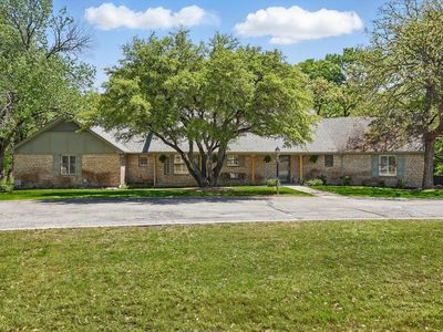 1904 Oakridge Trl, Bridgeport, TX, 76426