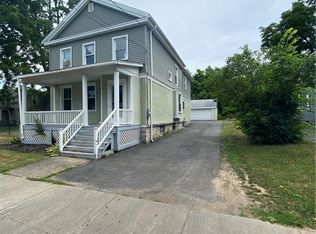32 Holley St, Auburn, NY 13021