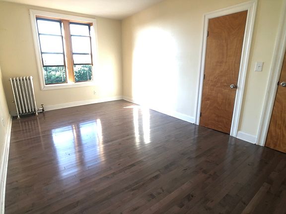 2nd image of 1012 Ocean Ave #E6