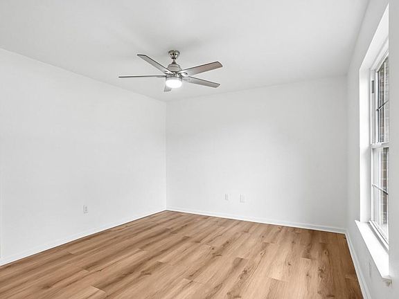 4th image of 5229 Meadowdale St