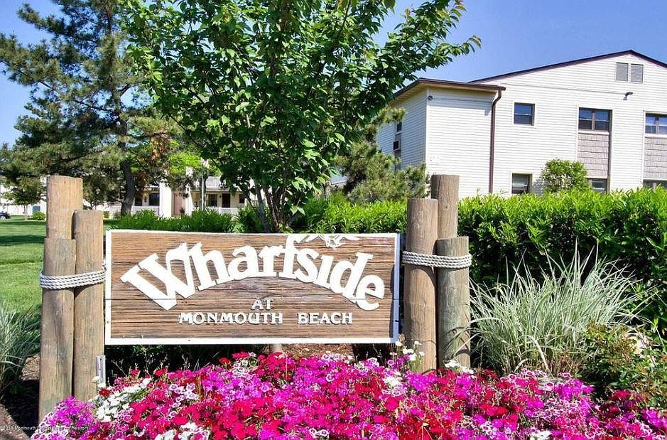 Beautiful Wharfside Manor
