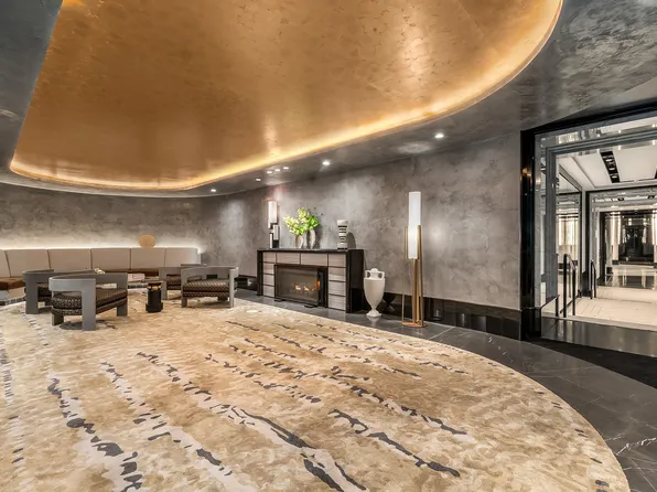 301 Park Avenue image 10 of 11