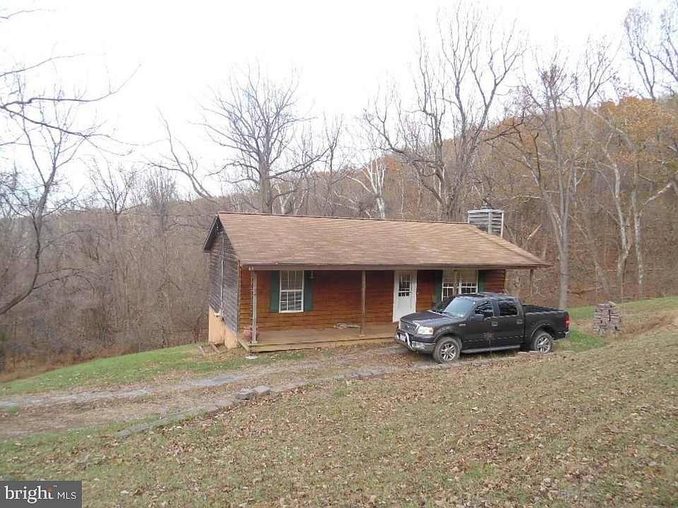 1st image of 111 Redmile Ct