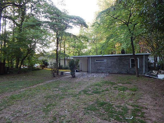 2nd image of 1420 Kindley St Rear A