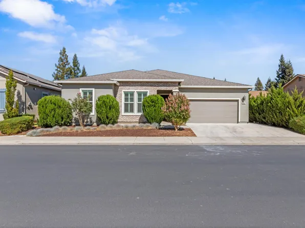 843 River Pointe Cir, Oakdale, CA 95361