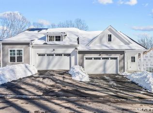 Village At Oxford Green, Oxford, CT 06478