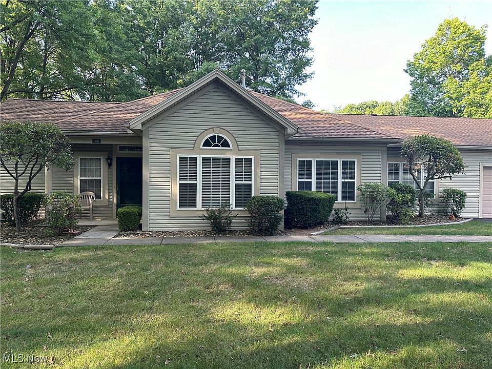 1st image of 10 Hunter's Woods Blvd #B