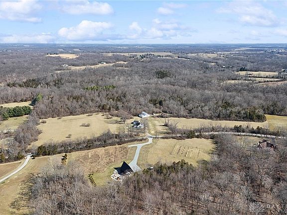 2nd image of 896 Ward Rd