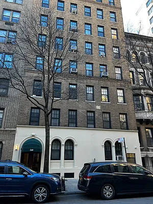 Rented by Douglas Elliman | media 27