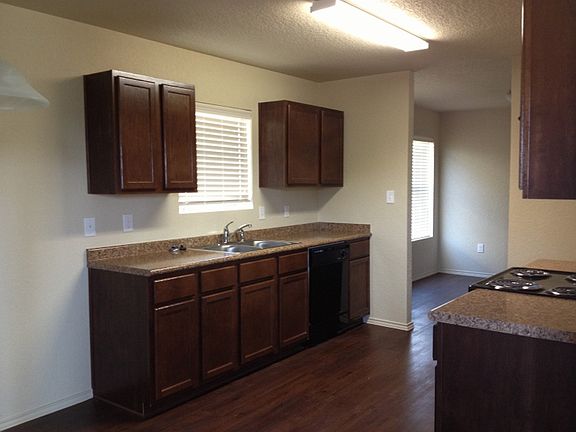 3rd image of 2807 Aspen Mdws