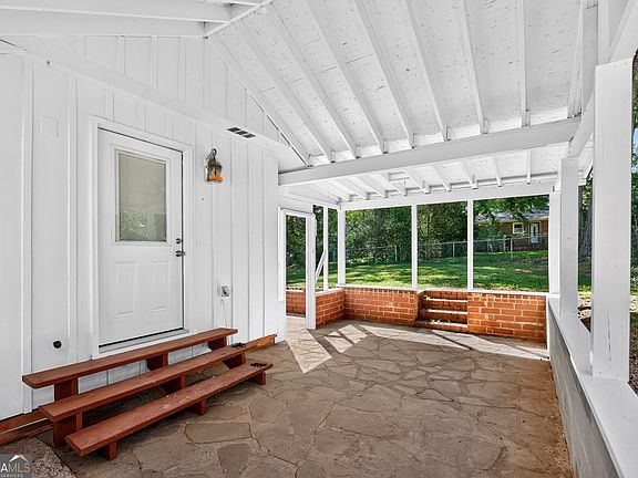 5th image of 706 Kingston Rd