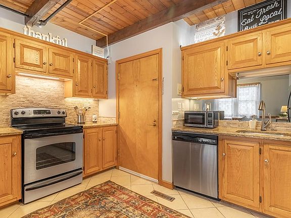 5th image of 67 Wharf St #E3