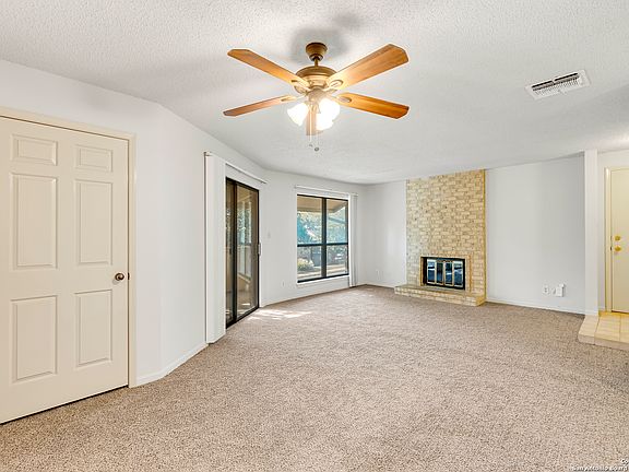2nd image of 11843 BRAESVIEW #904 J
