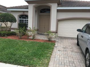 15299 Laguna Hills Dr, Fort Myers, FL 33908