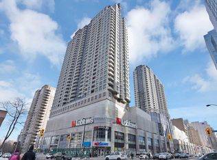 33 Empress Ave #809, Toronto, ON M2N 6Y7