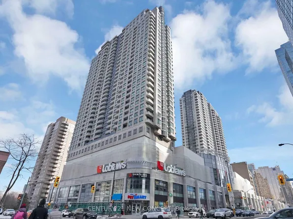 33 Empress Ave #809, Toronto, ON M2N 6Y7