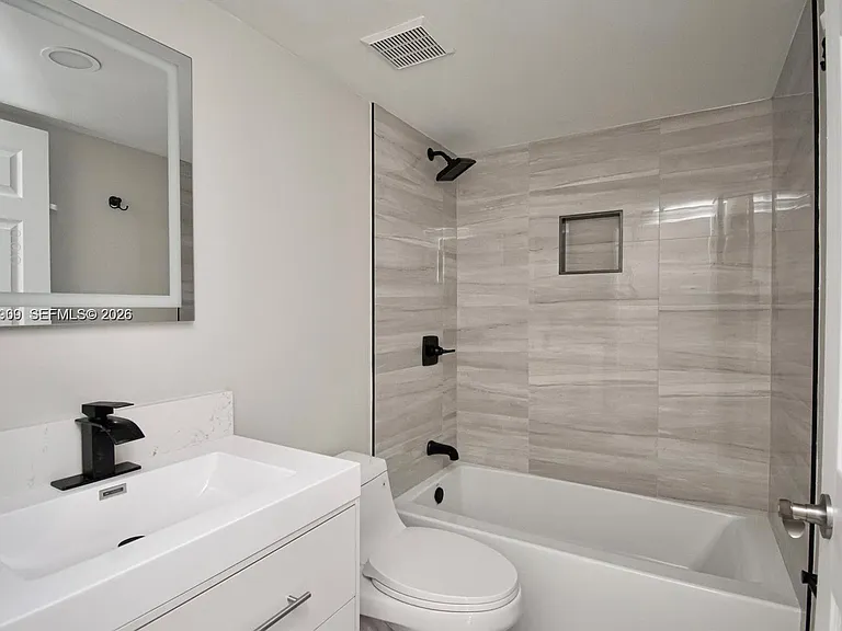4240 Village Dr #B — Photo 14