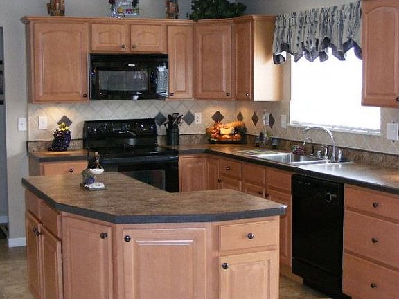 4th image of 2151 Lumberjack Dr