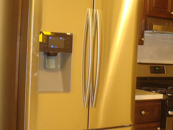 4th image of 66 Livingston Ave #2