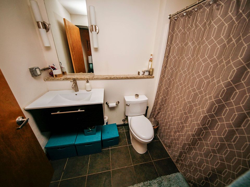 1st image of 110 S 15th St APT 304