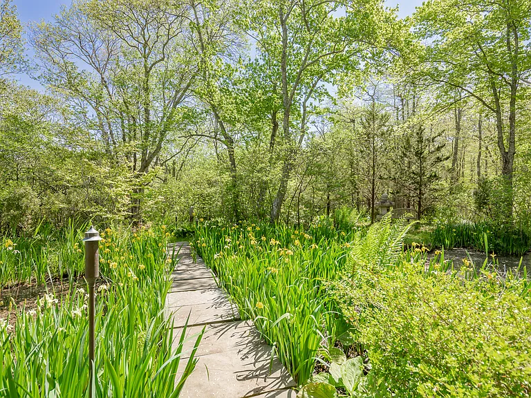 209 Old Stone Hwy — Photo 40
