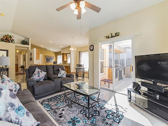 3rd image of 275 Coralwood Ct