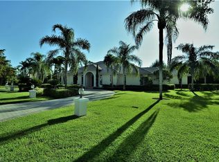 12788 Coco Plum Ln, Naples, FL 34119