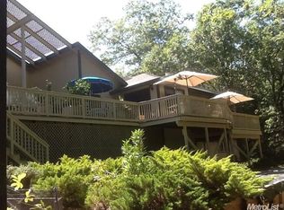 585 Hawthorne Rd, Colfax, CA 95713