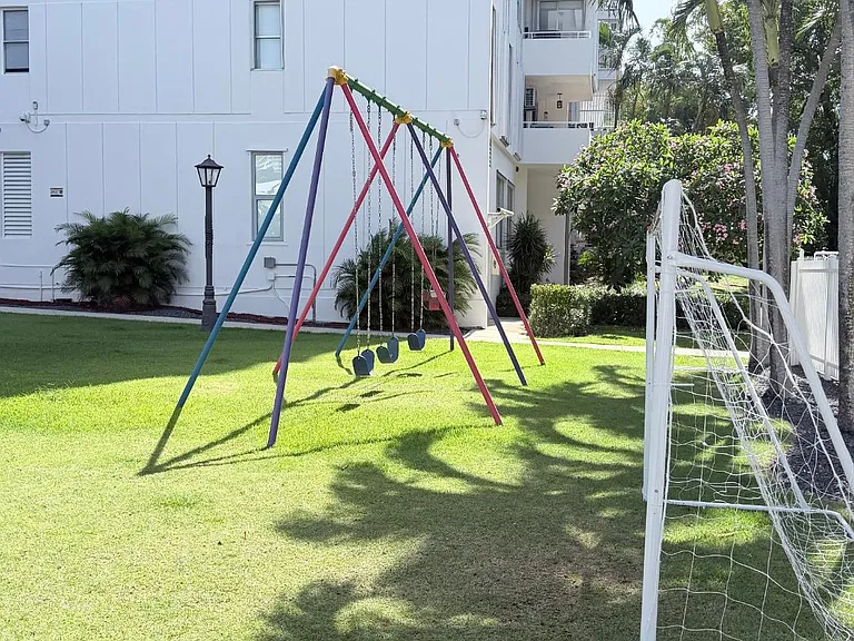 40 Calle 10 #12C — Photo 18