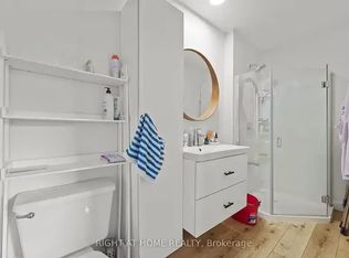 2207 Queen St E #1A, Toronto, ON M4E1E8