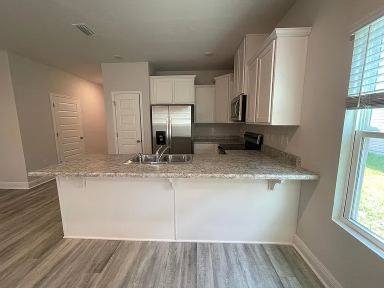 6321 Grove Park Dr — Photo 3