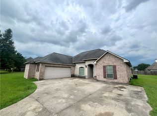 24561 Pecan Meadow Dr, Plaquemine, LA 70764