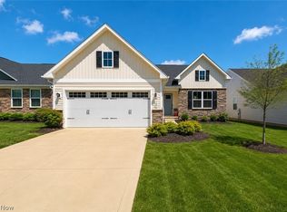 129 Eagle Cir, Amherst, OH 44001