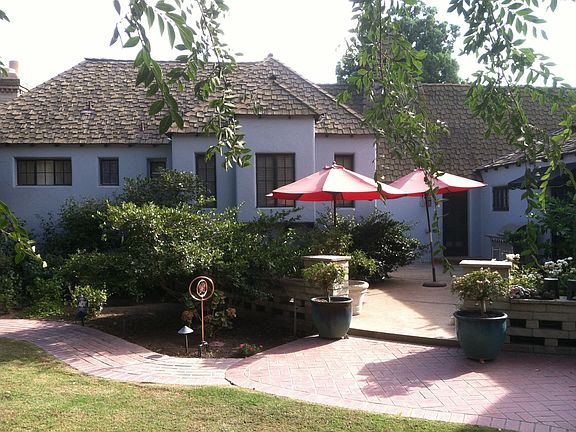 Side Courtyard