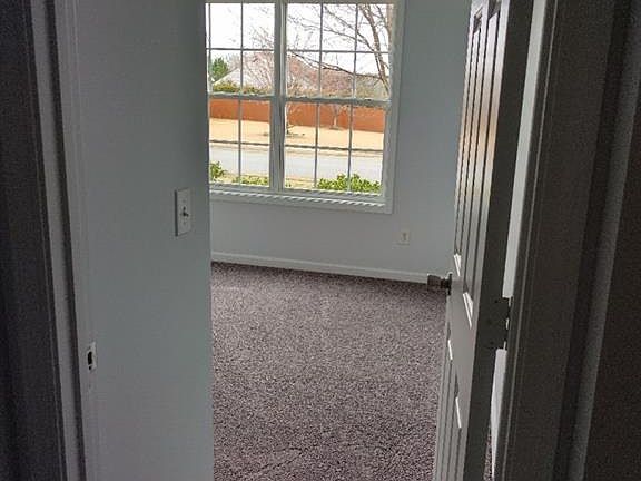 4th image of 2962 Heritage Glen Dr