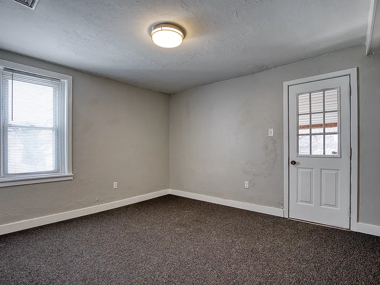 732 Beech St #3 — Photo 9