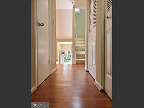 5th image of 4673 Forestdale Dr