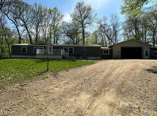 15681 Larson Rd, Altura, MN 55910