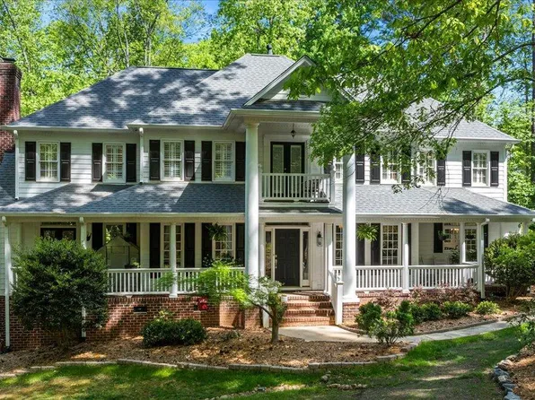 1517 Brightwater Ct, Raleigh, NC 27614